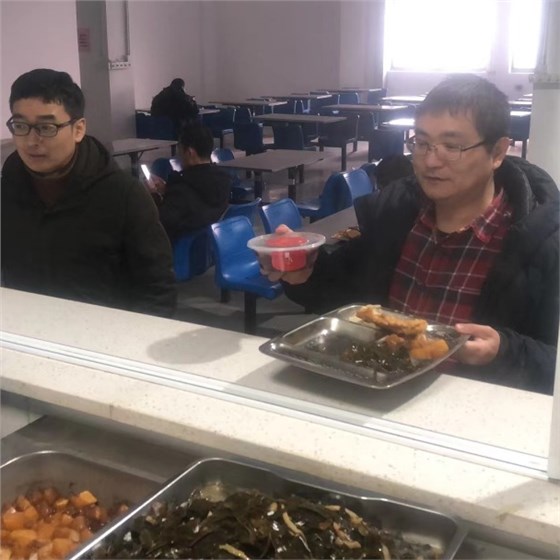寒冬添暖 萬(wàn)事“粥”全！協(xié)昌環(huán)保為員工送上愛(ài)心臘八粥插圖2